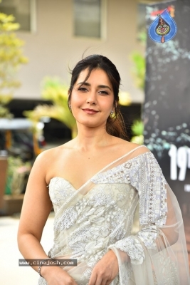 Raashi Khanna Photos - 2 of 19