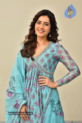 Raashii Khanna Photos - 7 of 7