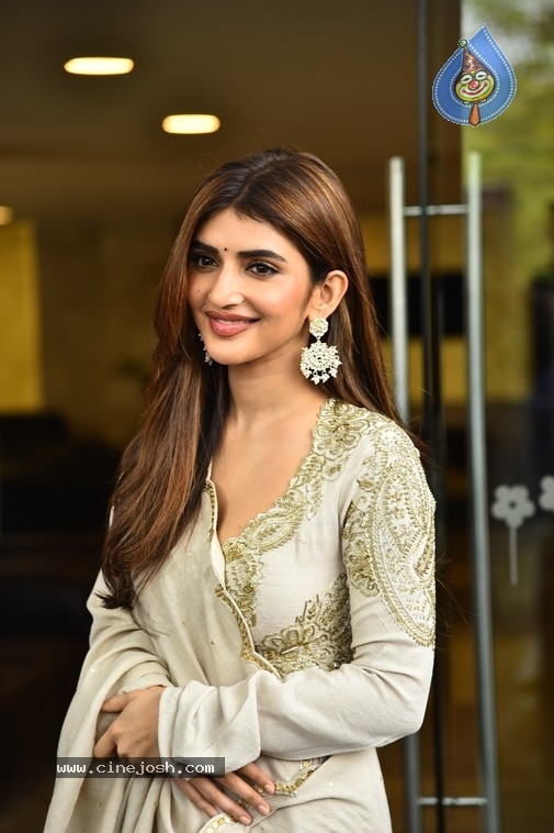 Sreeleela Photos - 6 / 16 photos