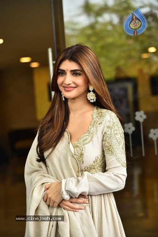 Sreeleela Photos - 10 / 16 photos