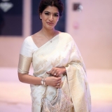 VaraLakshmi Sarathkumar Photos