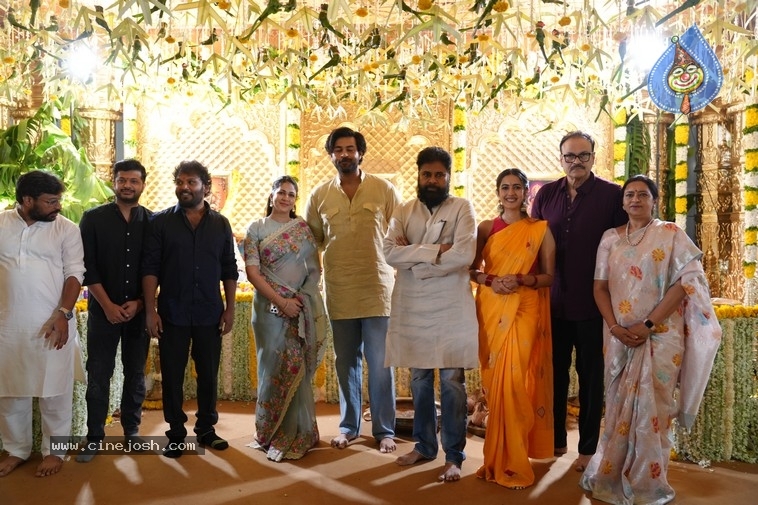 Bhari Movie Opening - 3 / 29 photos