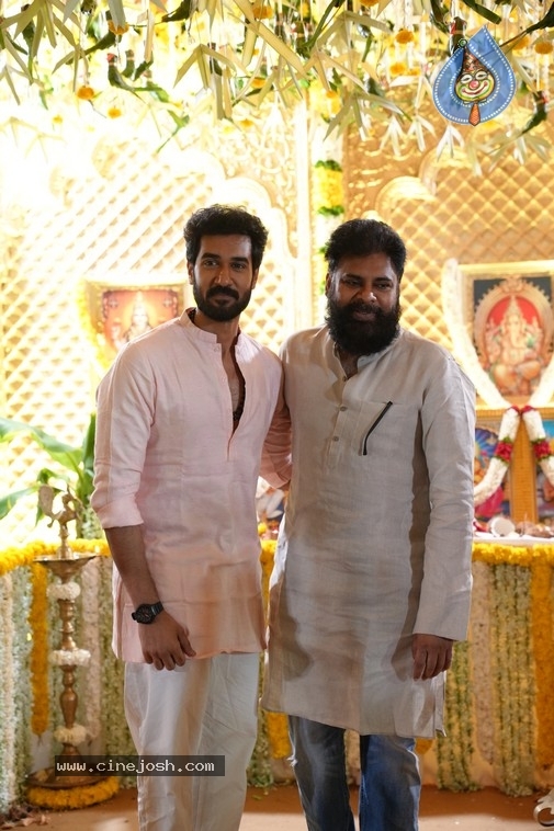 Bhari Movie Opening - 17 / 29 photos