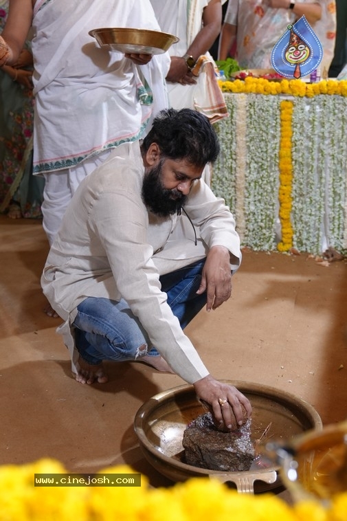 Bhari Movie Opening - 21 / 29 photos