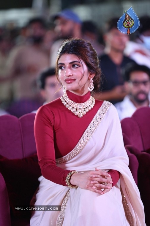 UBS Pre Release Event 01 - 17 / 41 photos