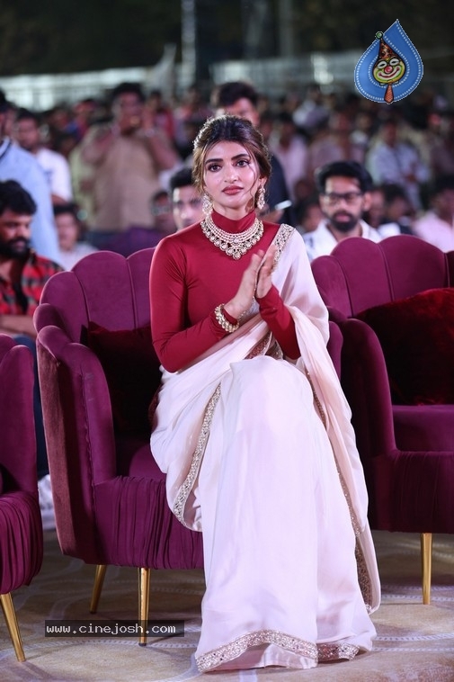 UBS Pre Release Event 01 - 36 / 41 photos