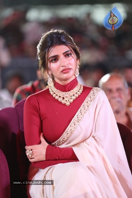 UBS Pre Release Event  - 15 / 21 photos