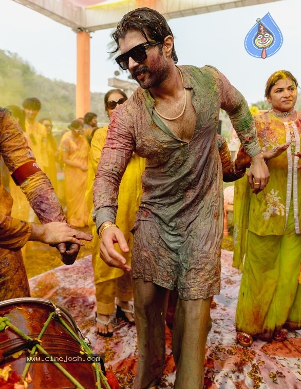 ViRosh Haldi Ceremony - 8 / 14 photos