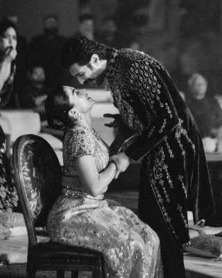 VIROSH Sangeeth Night - 8 of 11