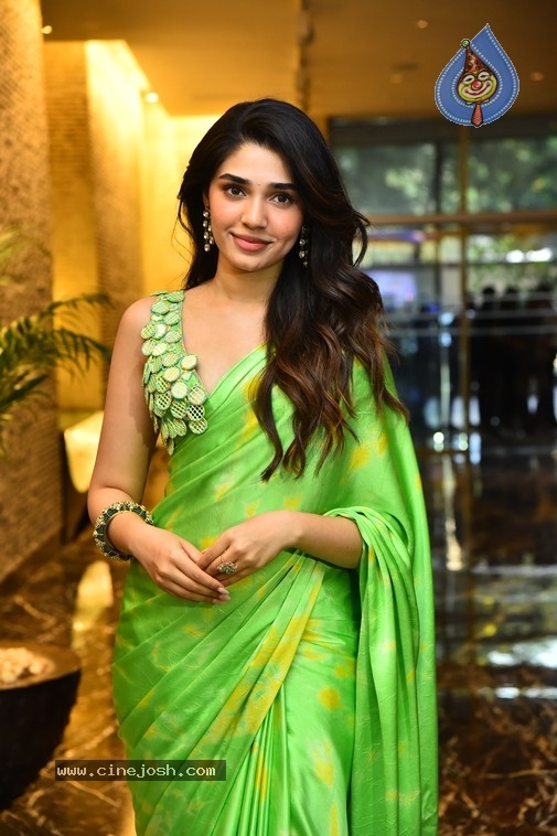 Krithi Shetty Photos - 21 / 21 photos