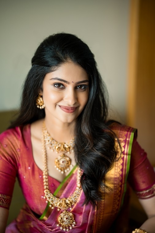 Manasa Varanasi Photos - 10 / 15 photos