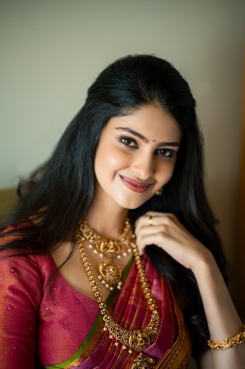 Manasa Varanasi Photos - 14 / 15 photos