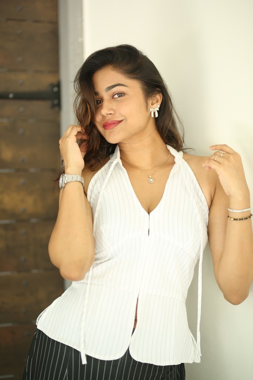 Payal Radhakrishna Photos
