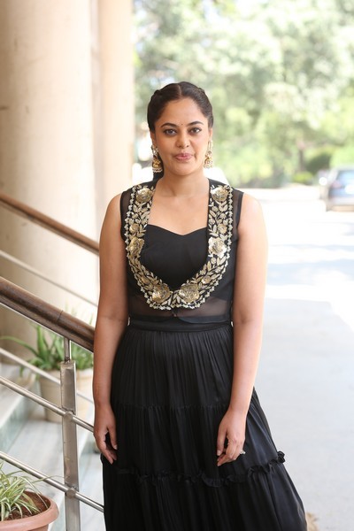 Bindu Madhavi Photos