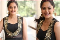 Bindu Madhavi Photos
