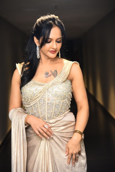 Jyothi Poorvai Photos