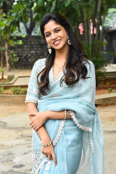 Sridevi Apalla Photos