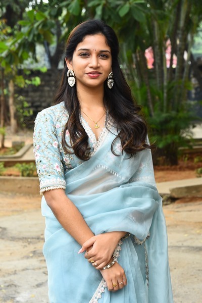 Sridevi Apalla Photos