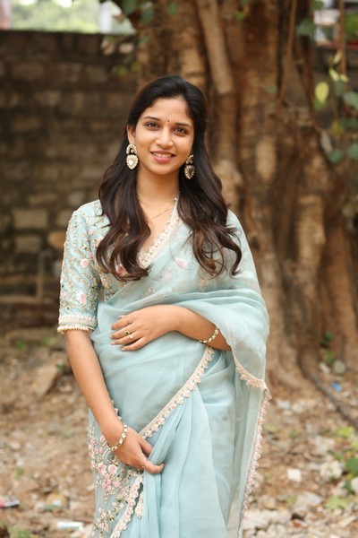 Sridevi Apalla Photos