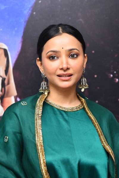 Swetha Basu Prasad Photos