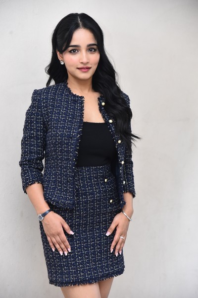 Vishakha Dhiman Photos