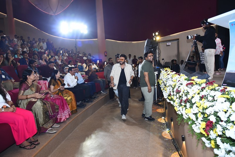 Adarsha Kutumbam Movie Trailer Launch Photos