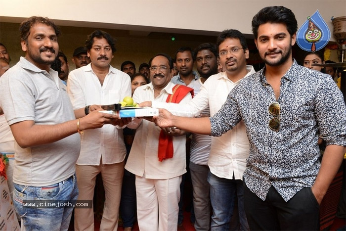 aadi saikumar,burra katha,damond ratnababu,movie opening  ‘బుర్రకథ’ చెప్పేందుకు వస్తున్నారు..