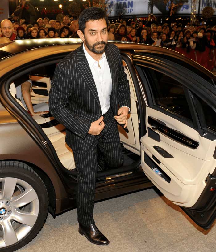 aamir khan  స్టార్ హీరో గ్యారేజీలో కార్ల విలువ 100కోట్లు