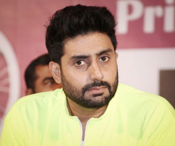 abhishek bachchan,useless,netizen,social media  జోక్‌ అంటూ.. వారసత్వంపై నెటిజెన్ ట్వీట్‌! 