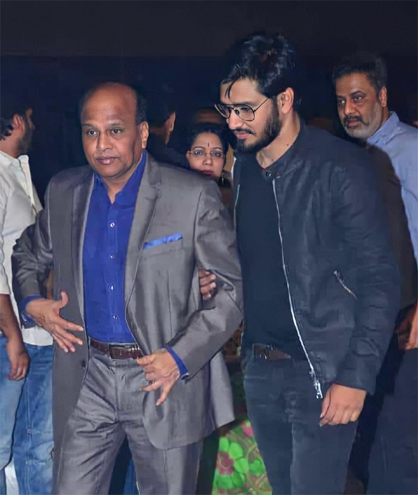 actor nikhil,nikhil siddhartha father demise,shyam siddhartha  యంగ్ హీరో నిఖిల్ ఎమోషనల్ ట్వీట్ 