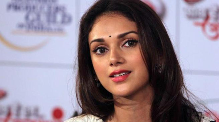 adithi rao hydari,star heroine,maniratnam  స్టార్ హీరోయిన్ గా ఫిక్స్ అయ్యిపోవచ్చా? 