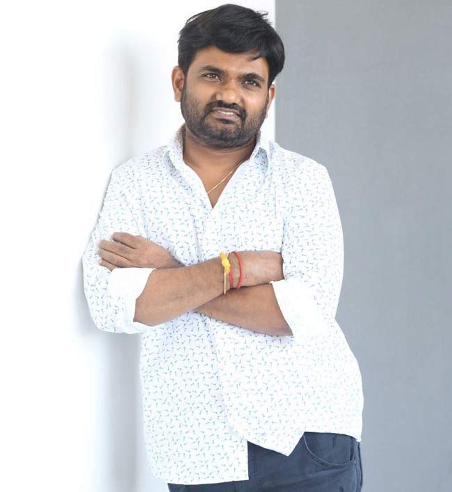 maruthi  మారుతీ కి సన్నిహితుల సలహా 