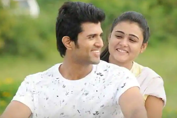 vijay deverakonda,shalini pandey,combo,again  మైత్రీ మూవీస్ సినిమాలో విజయ్ జోడీ ఎవరో తెలుసా?