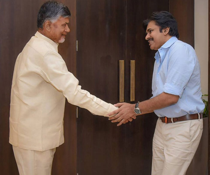 chandrababu naidu,pawan kalyan,tdp,politics,bjp,ysrcp  టీడీపీ నిర్ణయంలో పవనే కీలకం..!