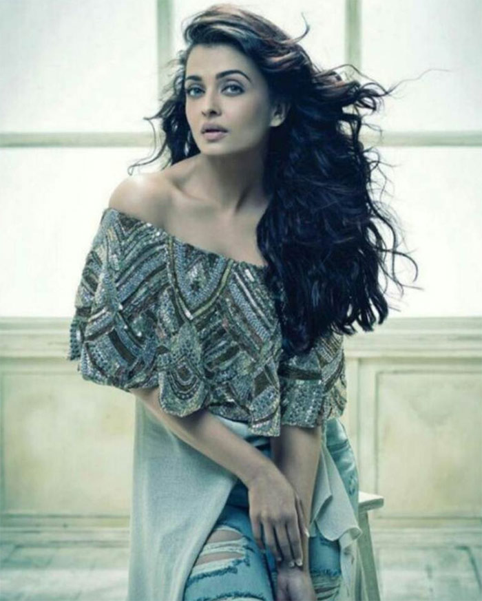 aishwarya rai bachchan,filmfare may issue,big b family,aishwarya rai aunty  ఆంటీ అనే పదానికి ఈమె యాంటీ..!  