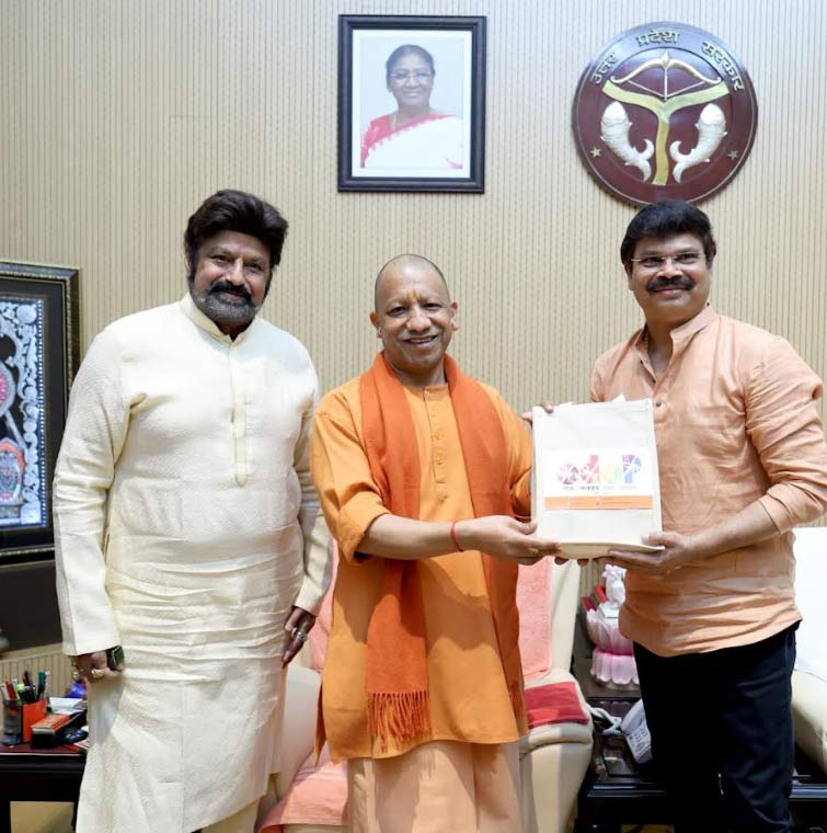 akhanda 2  యుపి సీఎం ను కలిసిన బాలయ్య-బోయపాటి 