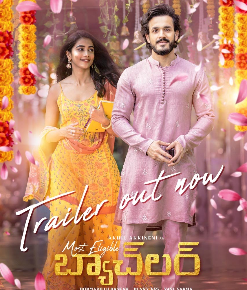 akhil akkineni,pooja hegde,most eligible bachelor movie,bommarillu bhasker,most eligible bachelor movie trailer  మోస్ట్ ఎలిజిబుల్ బ్యాచులర్ ట్రైలర్ రివ్యూ 