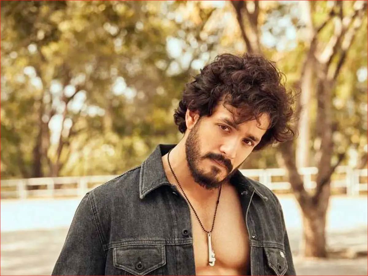 akhil | ఒక్కసారిగా ట్రెండ్ అవుతున్న అఖిల్ 