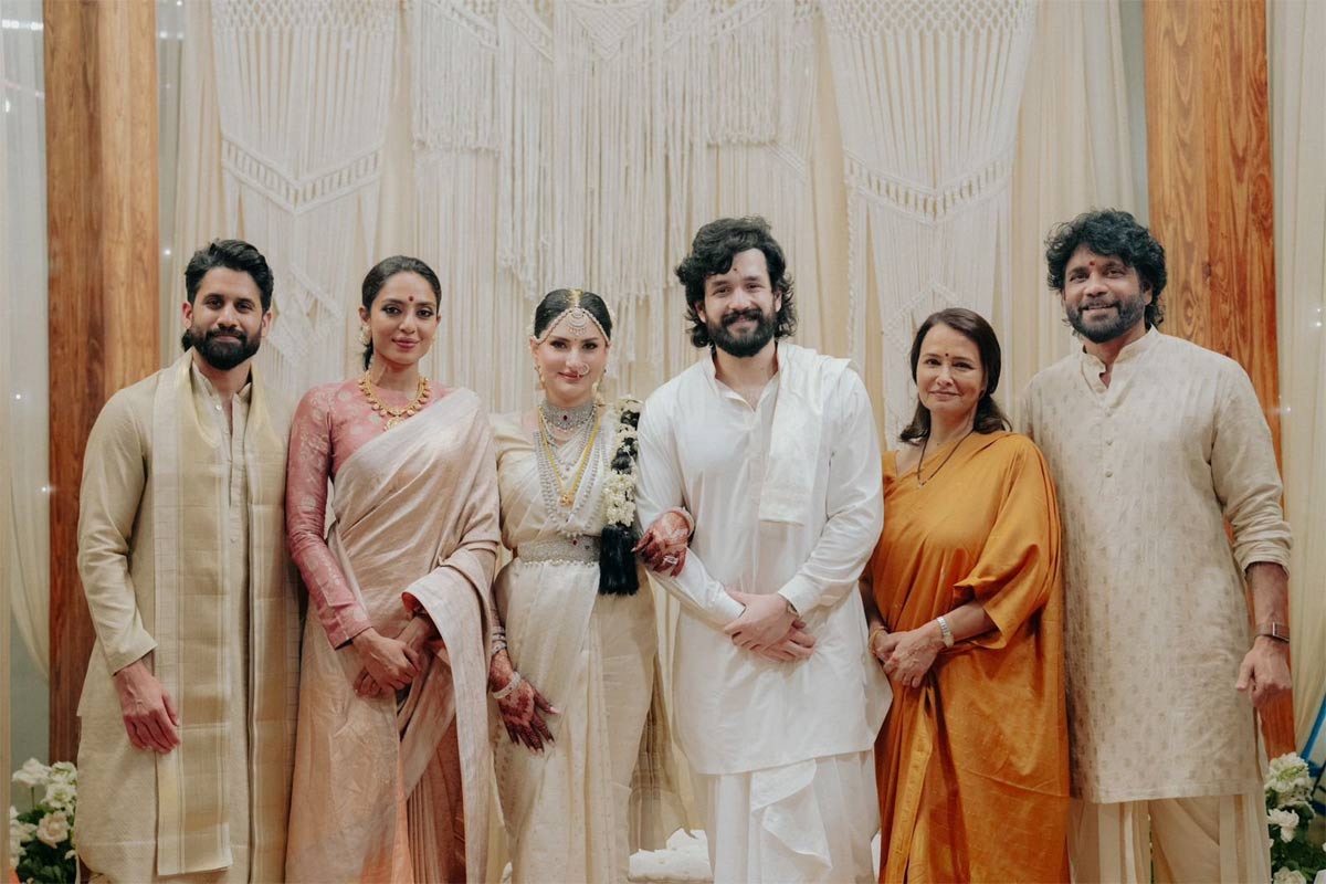 akhil  అఖిల్ పెళ్లి ఎందుకింత సింపుల్ 