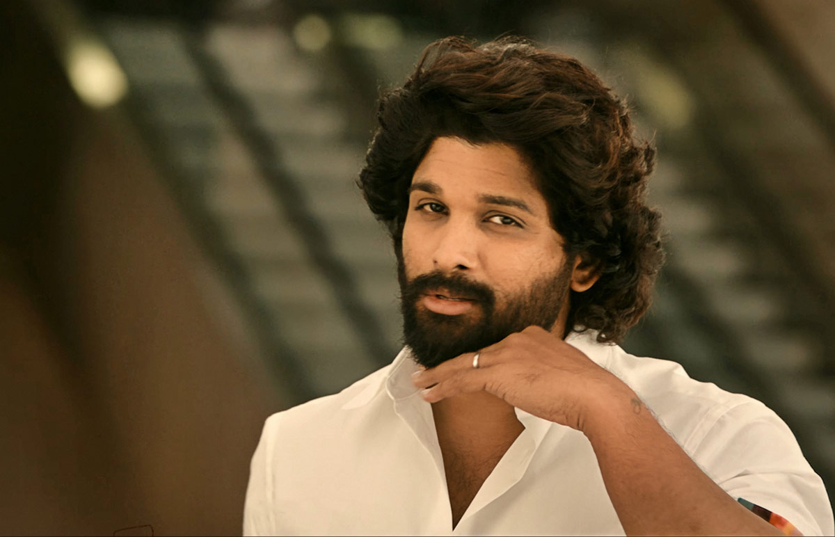 allu arjun,allu arjun birthday,pushpa movie,pushpa the rule,sukumar  అల్లు అర్జున్ బర్త్ డే: పుష్ప నుండి స్పెషల్ 