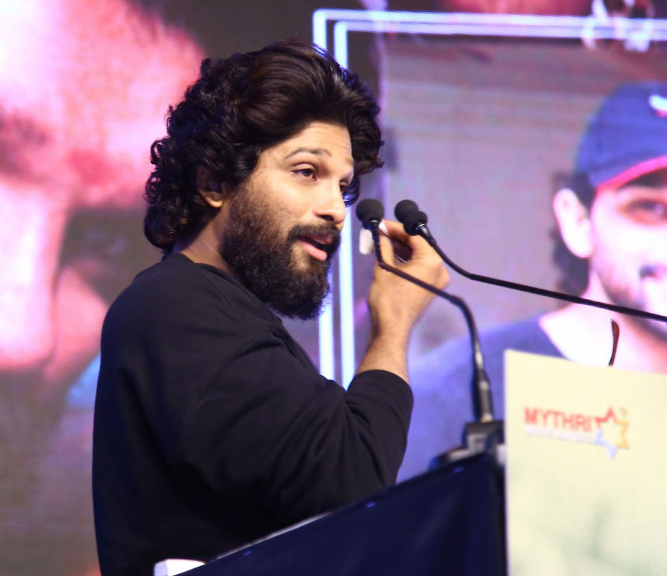 allu arjun,bunny emotional speech,pushpa thanks meet,pushpa movie,allu arjun real acting  అల్లు అర్జున్ రియల్ యాక్టింగ్ అదిరింది