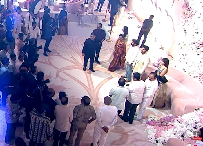 allu sirish  అల్లు శిరీష్ రిసెప్షన్ కి హాజరైన బాలయ్య 