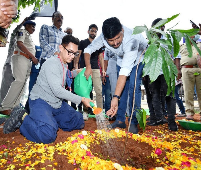 amir khan,naga chaitanya,participated,green india challenge