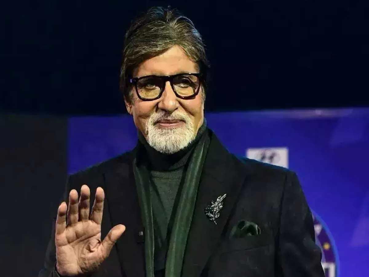 amitabh bachchan,project k sets  ప్రాజెక్ట్ K సెట్స్ లో అమితాబ్ కి ప్రమాదం