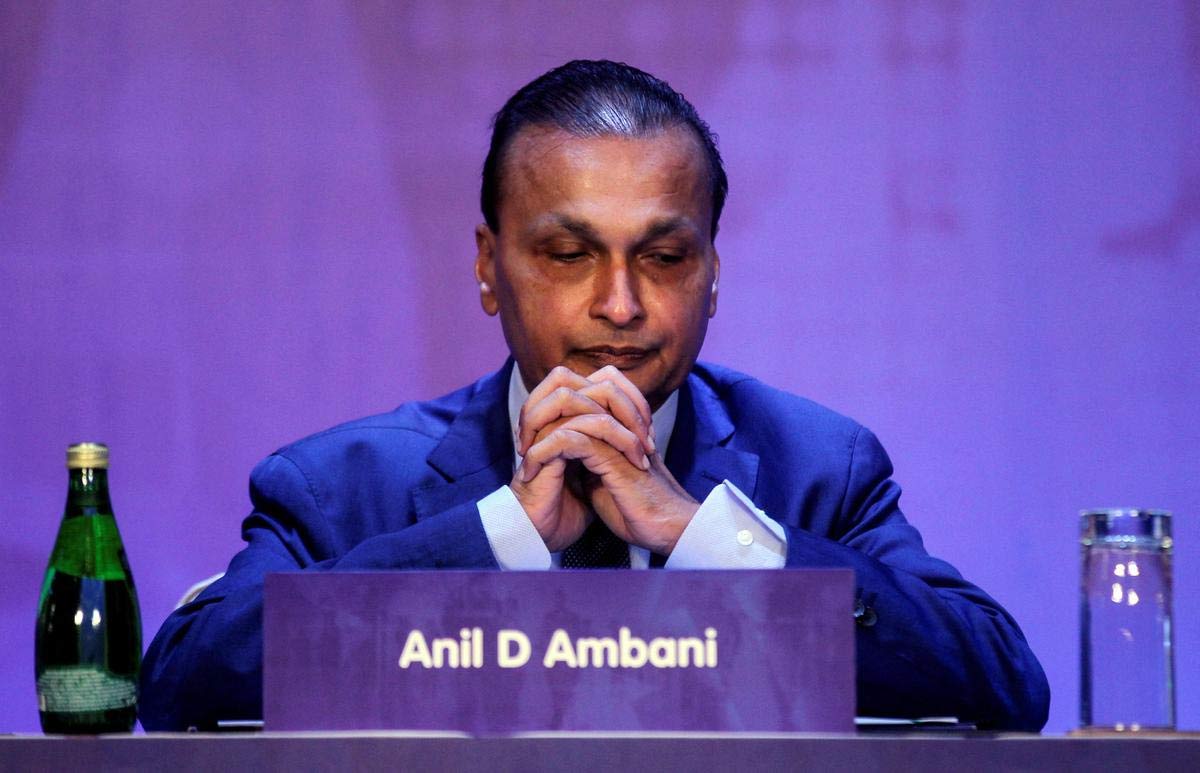 anil ambani  అమ్మాయిల వ్యాపారితో అనీల్ అంబానీ స్నేహం