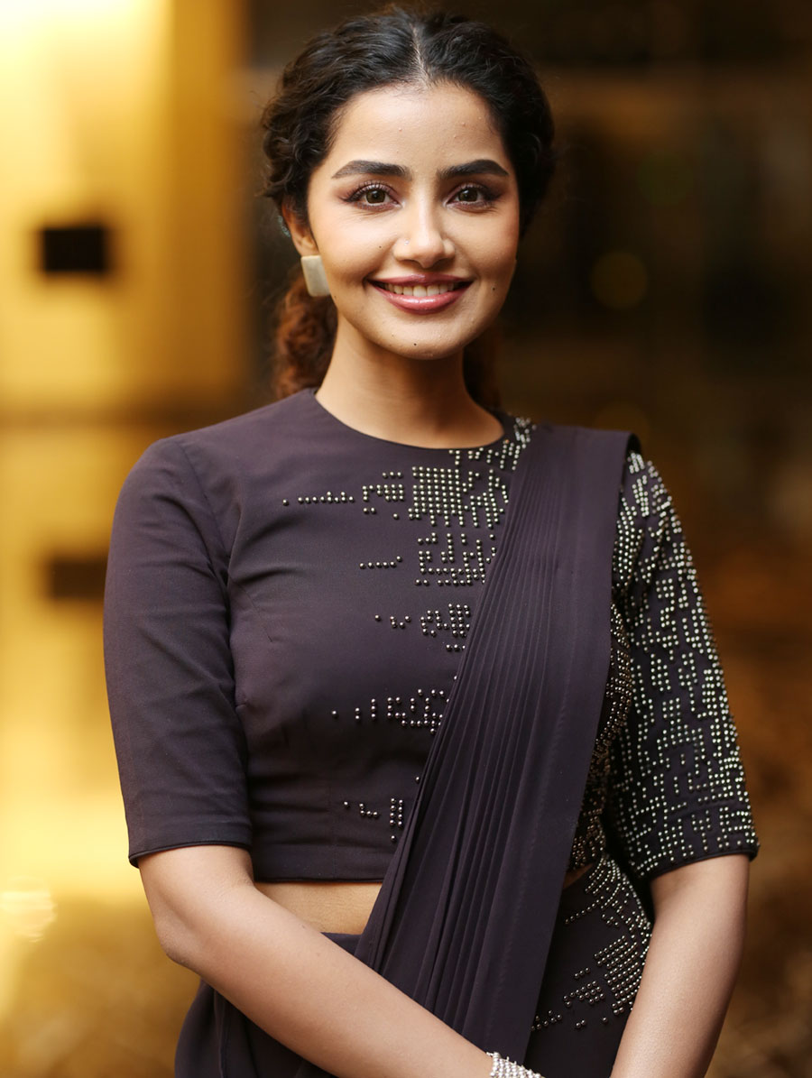 anupama parameswaran  పరదా పాయె.. కిష్కింద ఏమి చేస్తుందో 