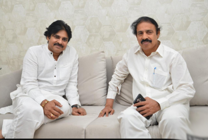 pawan kalyan,k rama krishna,janasena party office,ap cpi secretary  పవన్‌తో వామపక్షాలు నడవడం ఖాయం!