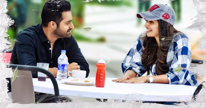 ntr,pooja hegde,aravinda sametha,anaganaga,first song,release  ఎన్టీఆర్ టఫ్‌గా కనిపిస్తారు.. కానీ: పూజాహెగ్డే