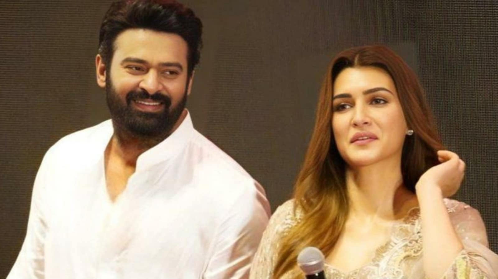 prabhas,kriti sanon,adipurush teaser launch  ప్రభాస్-కృతి: సమ్ థింగ్ కాదు.. ఏదో ఉంది