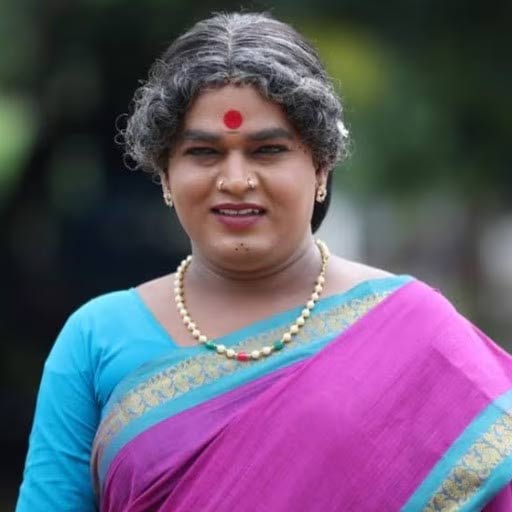 komarakka  జ‌బ‌ర్ద‌స్త్ ఫేమ్ కొముర‌క్క‌పై దాడి 